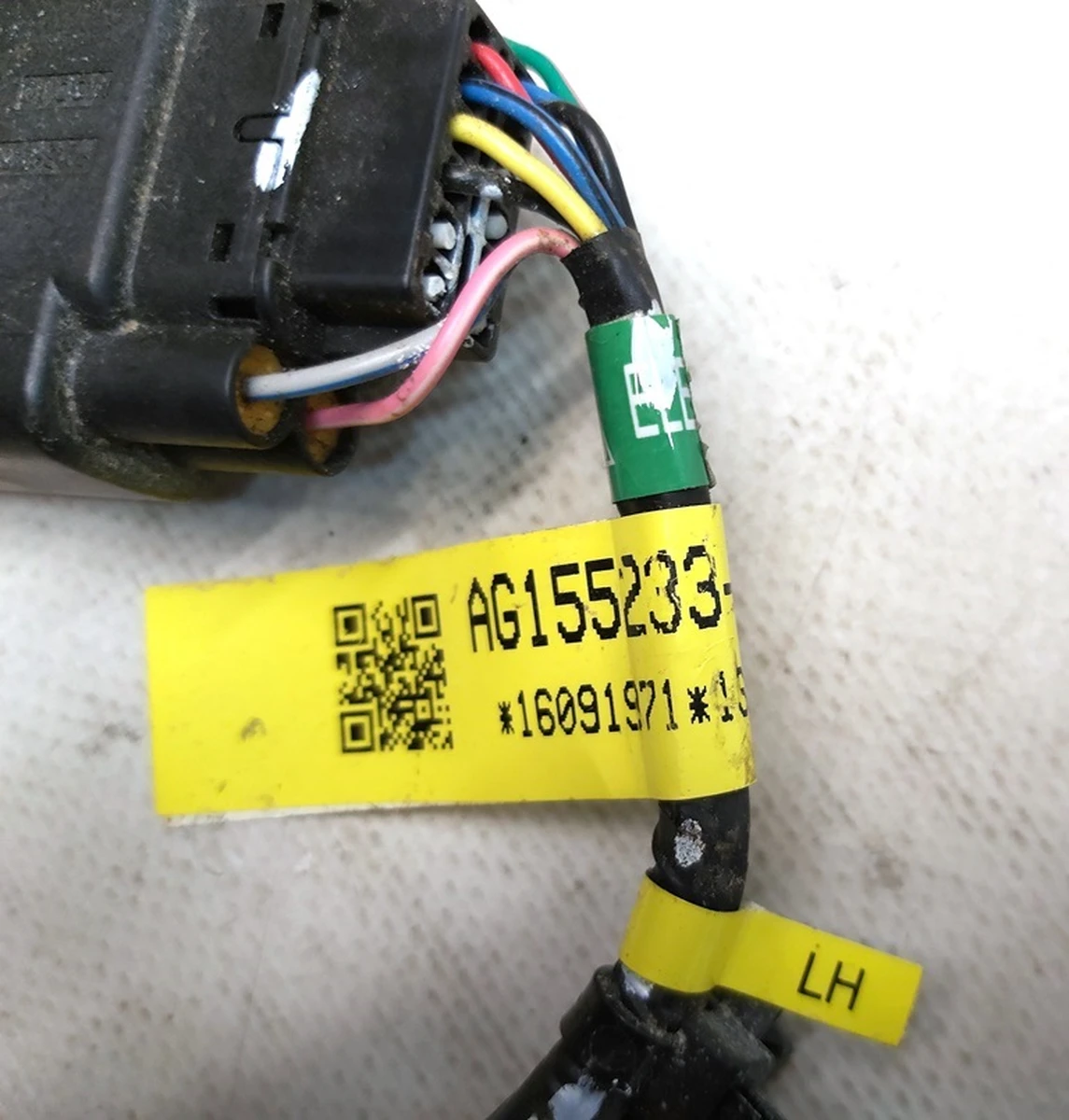 8 Електропроводка 3 ряди сидінь ліва Tesla model X AG155233-B1