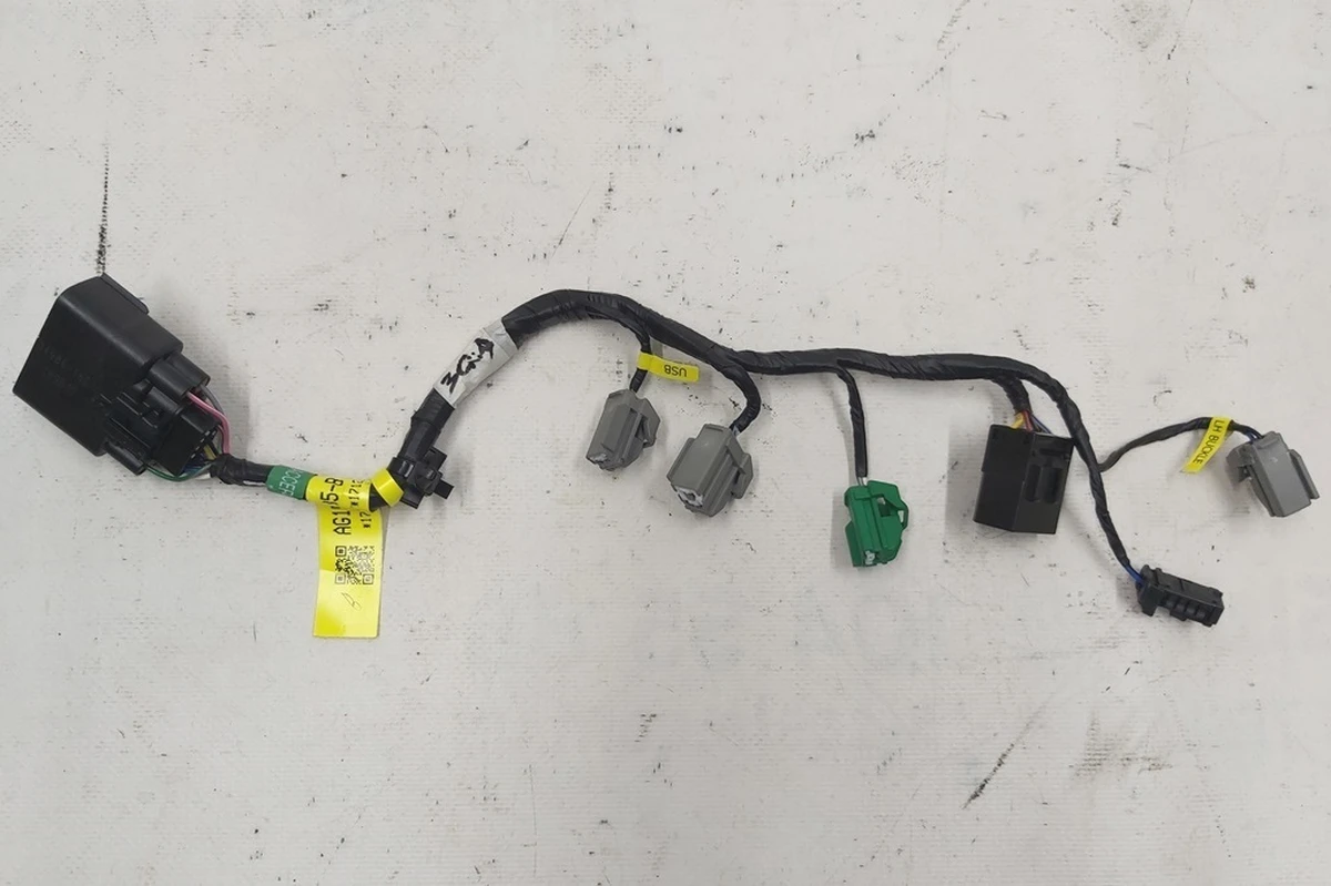 8 Електропроводка 3 ряди сидінь ліва Tesla model X AG155235-B1