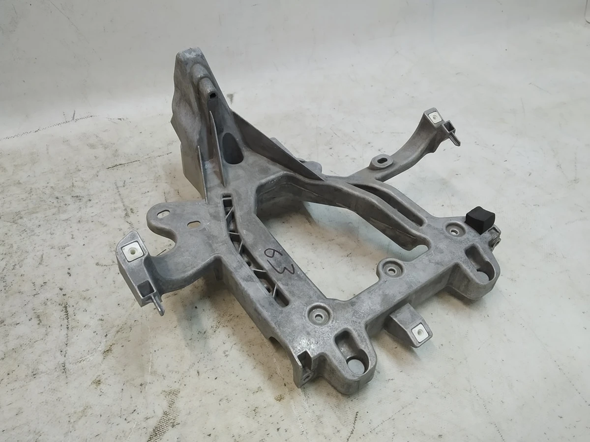 1 Кронштейн каркаса крепления торпеды Tesla model 3 1095440-00-I