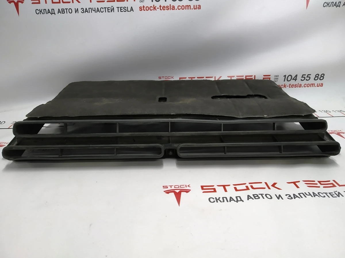 1 Корпус повітряного фільтра HEPA (з пошкодженням) Tesla model S REST 1059333-00-Z