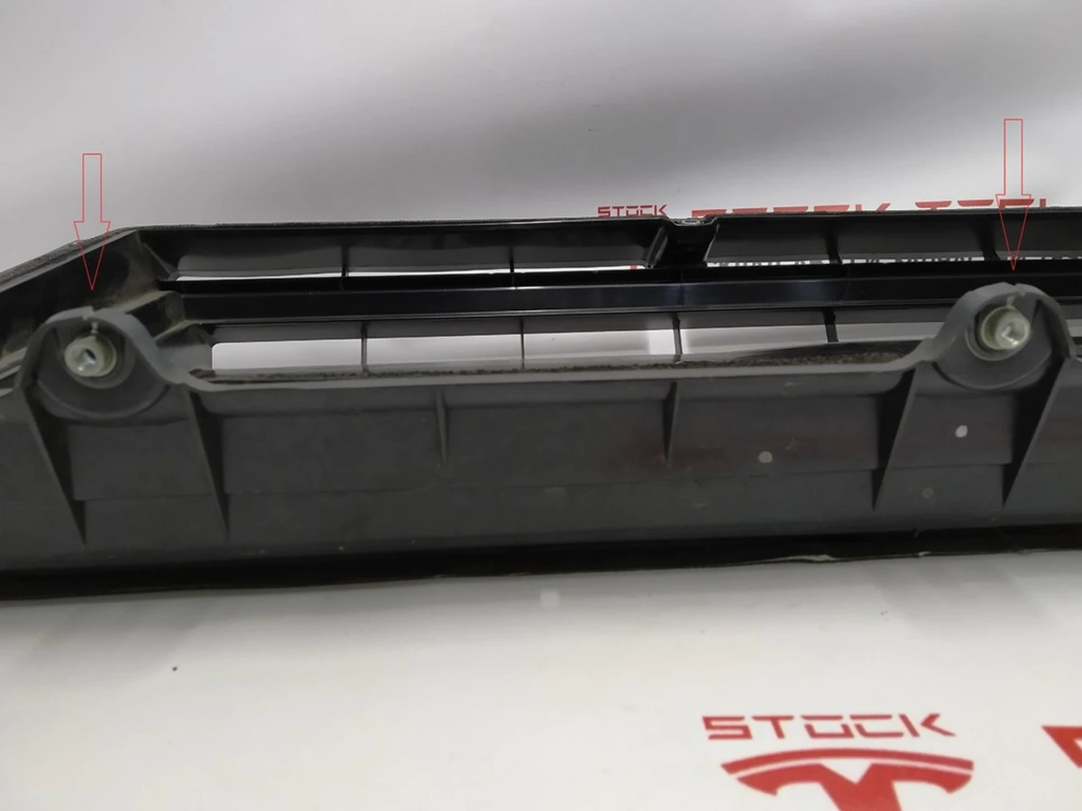 1 Корпус повітряного фільтра HEPA (з пошкодженням) Tesla model S REST 1059333-00-Z