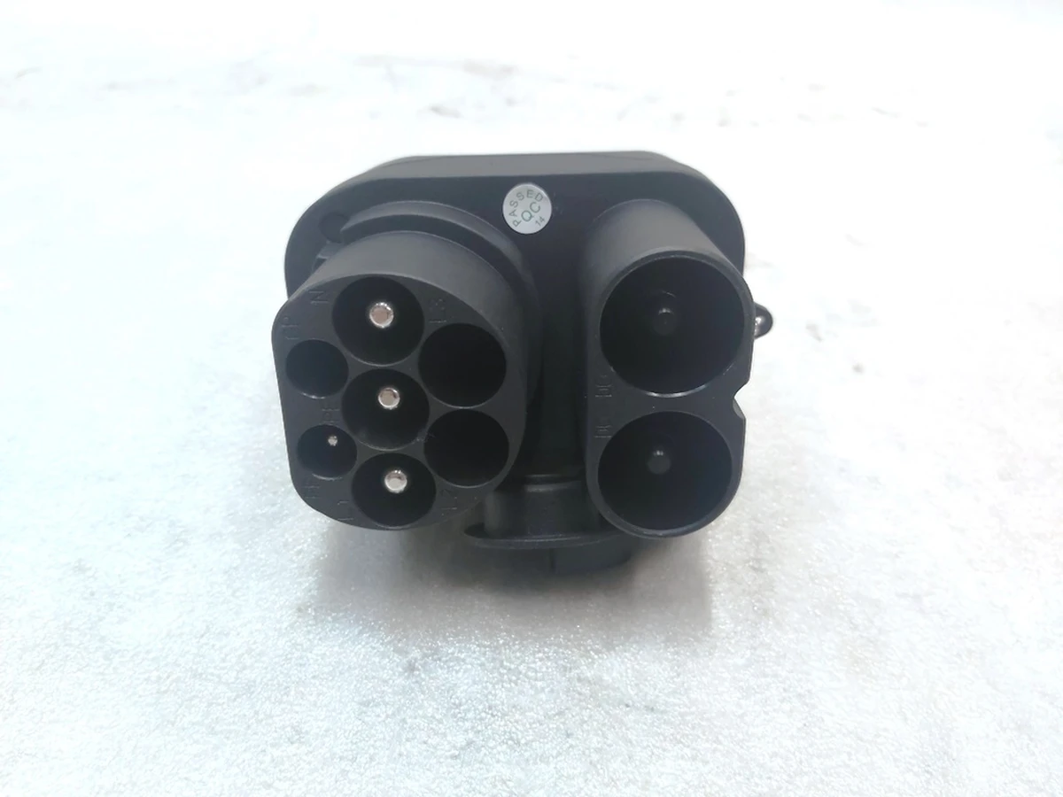 Адаптер зарядки универсальный (2 в 1) AC-50A DC 250kW 1000V 400A CCS2-NACS 62mm Tesla all models CCS2 AC DC