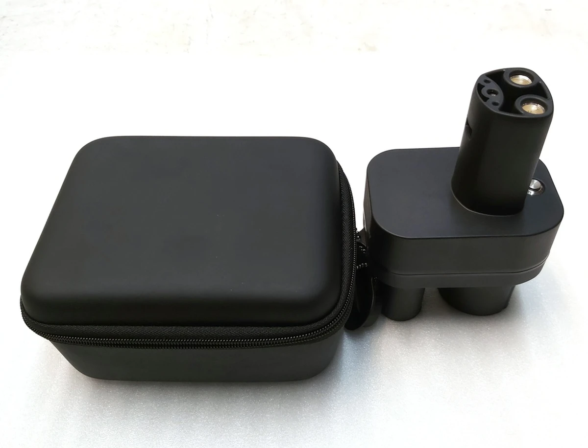 Universal charging adapter (2 in 1) AC-50A DC 250kW 1000V 400A CCS2 62mm Tesla all models CCS2 AC DC