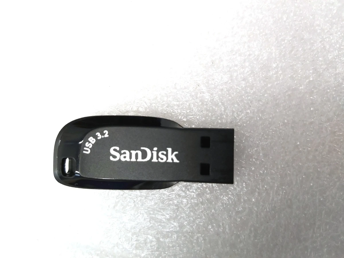 Накопичувач пам'яті "TESLA" FLASH 128Gb USB3.1 Tesla model 3, model Y 1093295-00-A 1656787-30-A