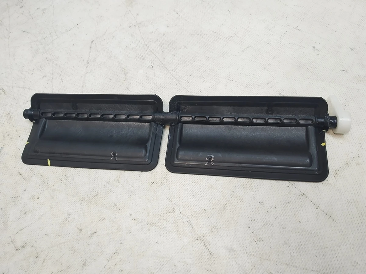 1 Заслонка MODE door floor климатической установки (печки) Tesla Model S, Model S REST, Model X 6007378, 1116135, 1116133