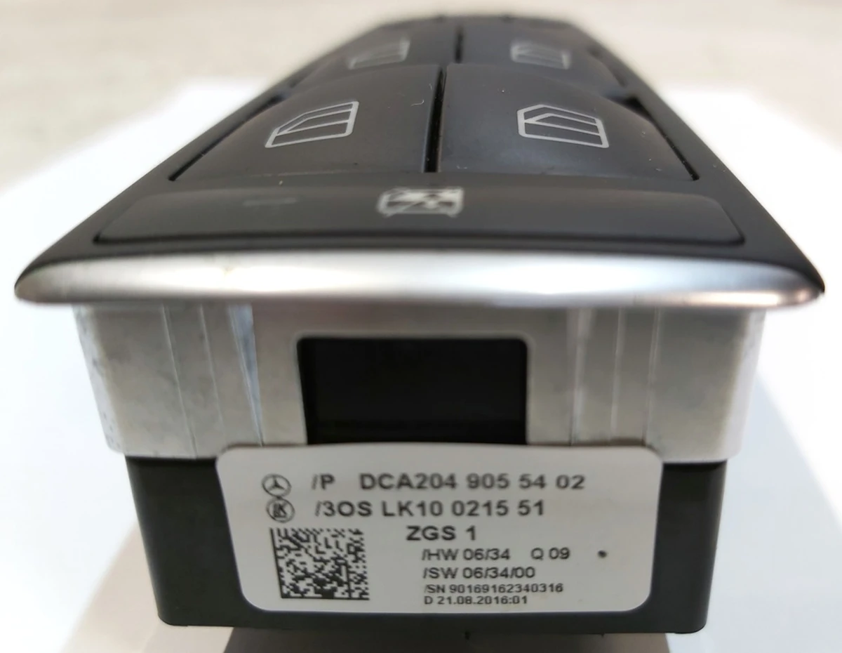 21 Блок управління склопідйомниками і дзеркалами дверей водія Tesla Model S, Model S REST, Model X 1028641-X0-A