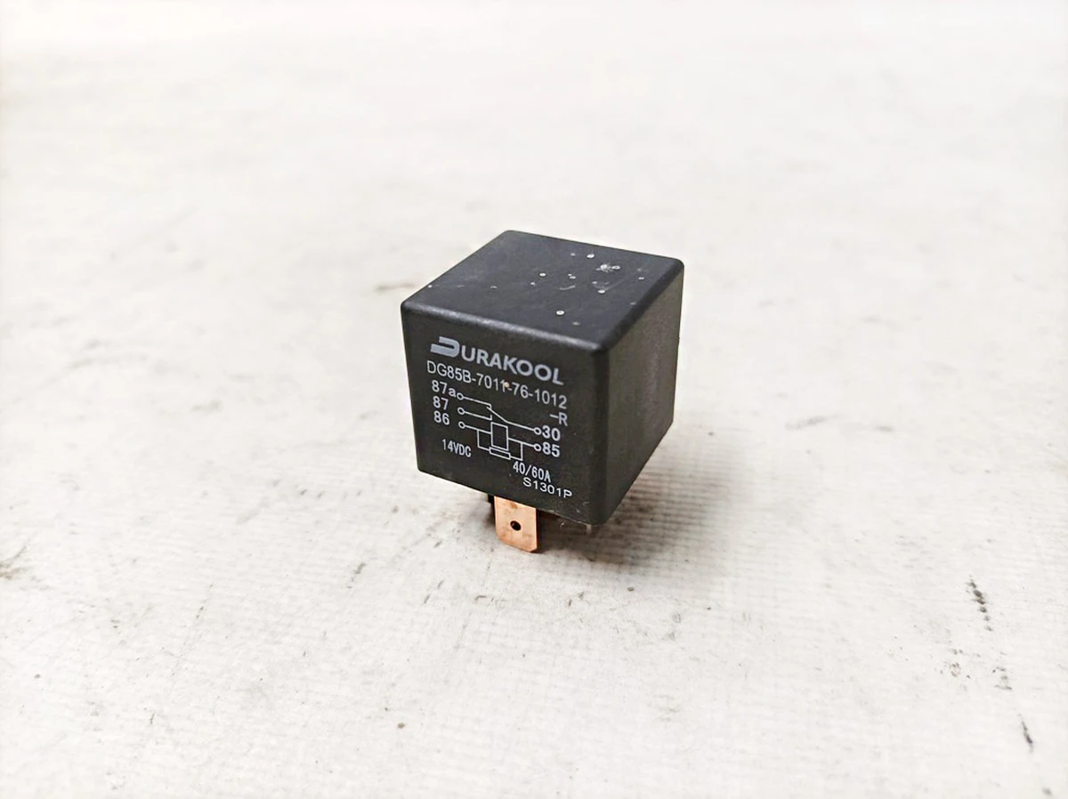 14VDC 40/60A Tesla model S body wiring relay DG85B-7011-76-1012-R