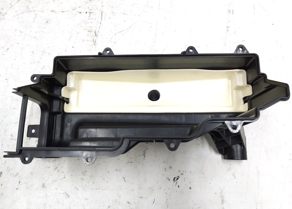 Корпус пічки салону в нижній із зливним отвором Tesla model S REST model X