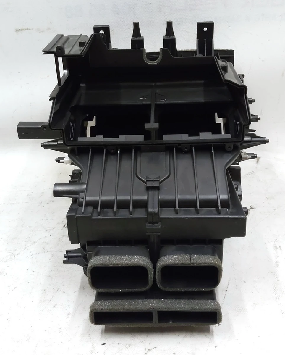 6 Interior heater body assembly with dampers Tesla model S REST model X 1116135-00-B