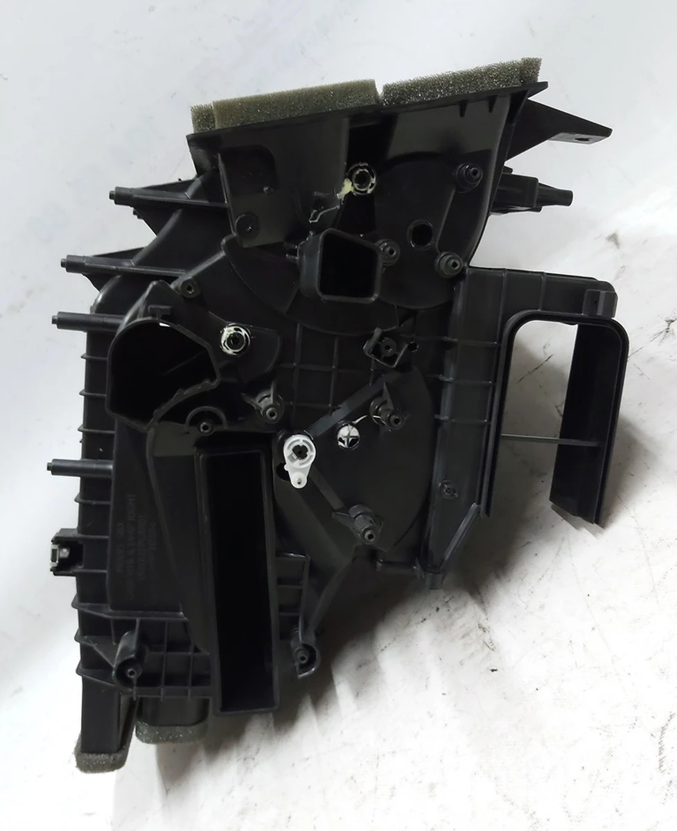 6 Interior heater body assembly with dampers Tesla model S REST model X 1116135-00-B