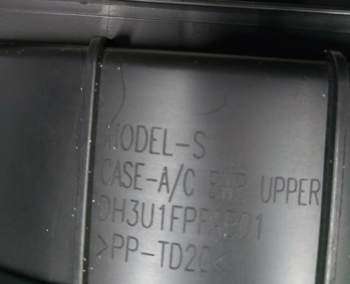 1 Равлик вентилятора пічки (кліматичної установки) верхній Tesla model S REST model X DH3U1FPFAB01