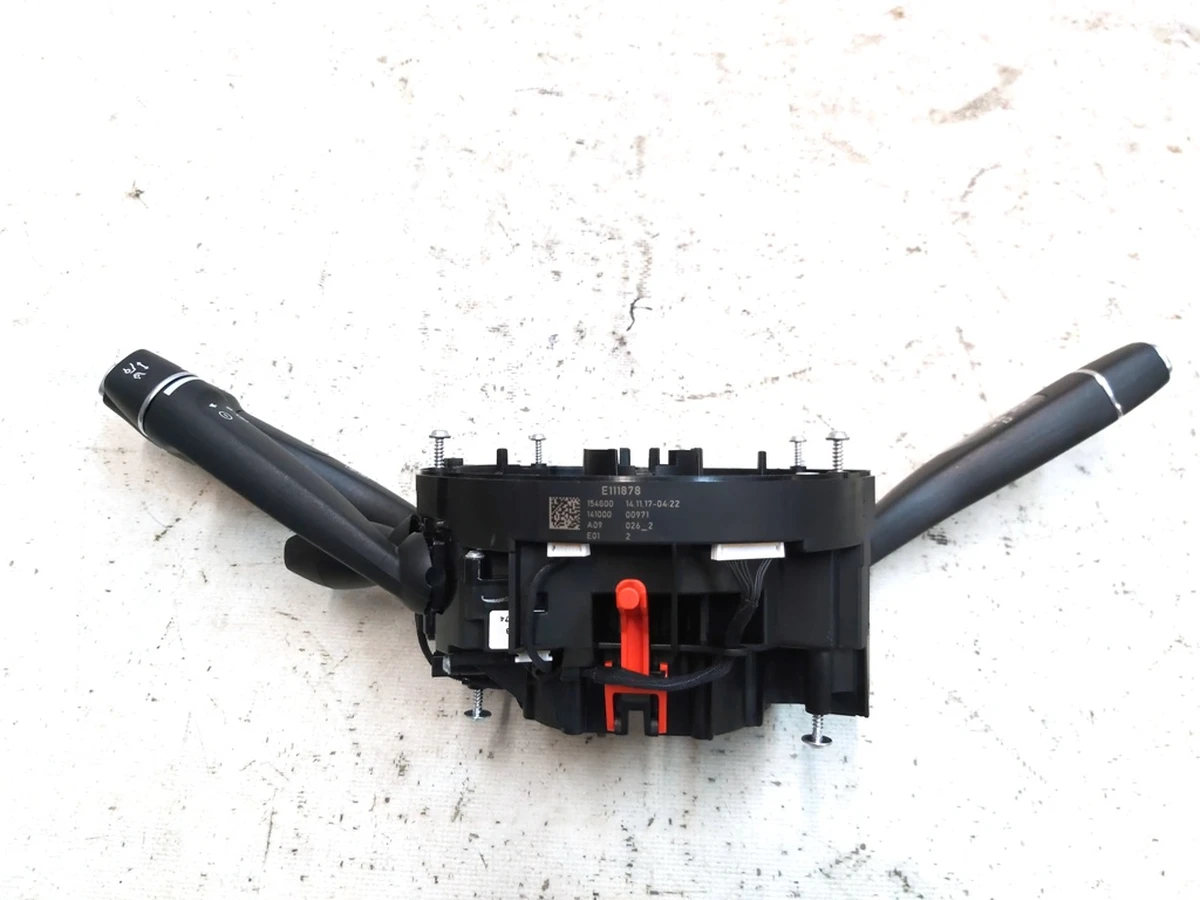 2 Steering column control module Tesla model X 1057356-00-B