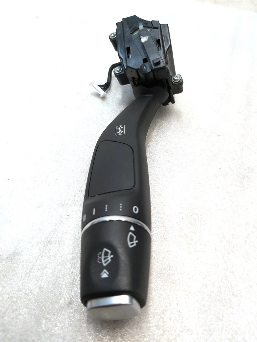 2 Переключатель света и омывателя модуля управления рулевой колонки Tesla model X 1057656-00-B