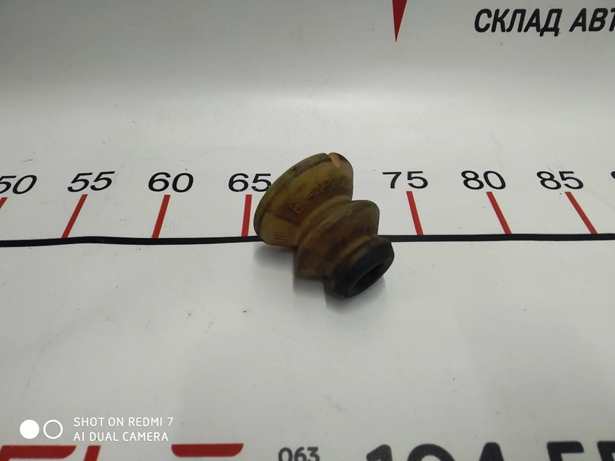 Відбійник (демпфер) пружини амортизатора S2 S3 переднього Tesla model E4-AP2-Z124A00