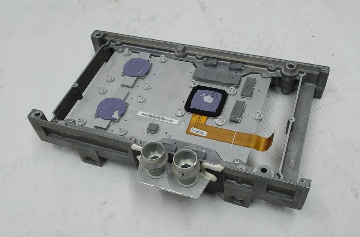 1 Tesla model 3 computer cooling water block 1098058-S0-M