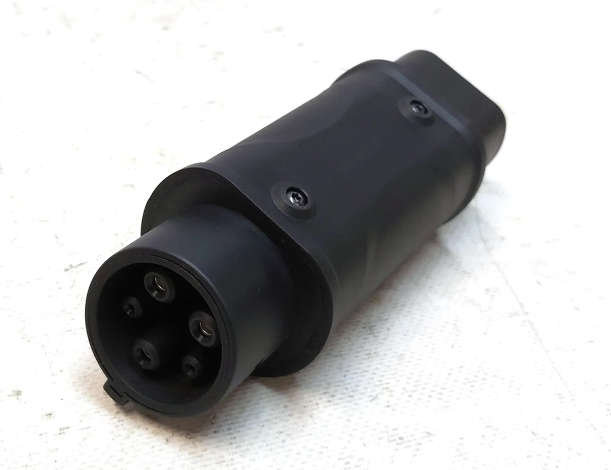 Адаптер-перехідник зарядки HiSmart Type2 IEC 62 196 To Type1 J1772 Converter 16A 32A  Tesla all models EV200481