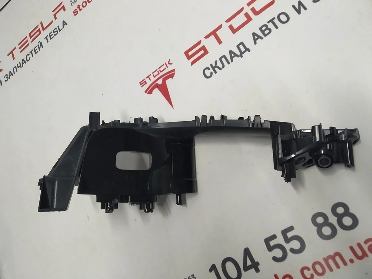 14 Ручка відкриття дверей внутрішня передня права в зборі (з пошкодженнями) Tesla model 3 1090411-01-H