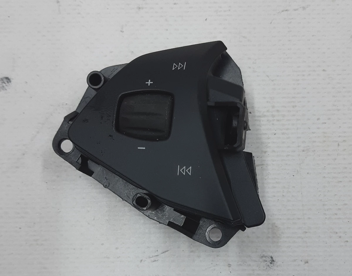 1 Switch button (on the steering wheel) left Tesla model S REST 1013242-00-F