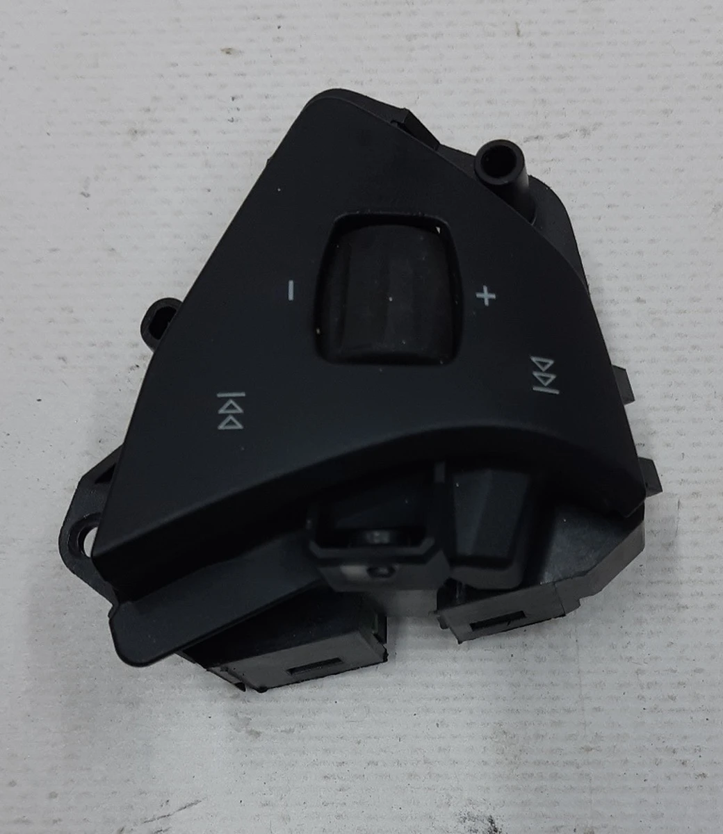 1 Switch button (on the steering wheel) left Tesla model S REST 1013242-00-F