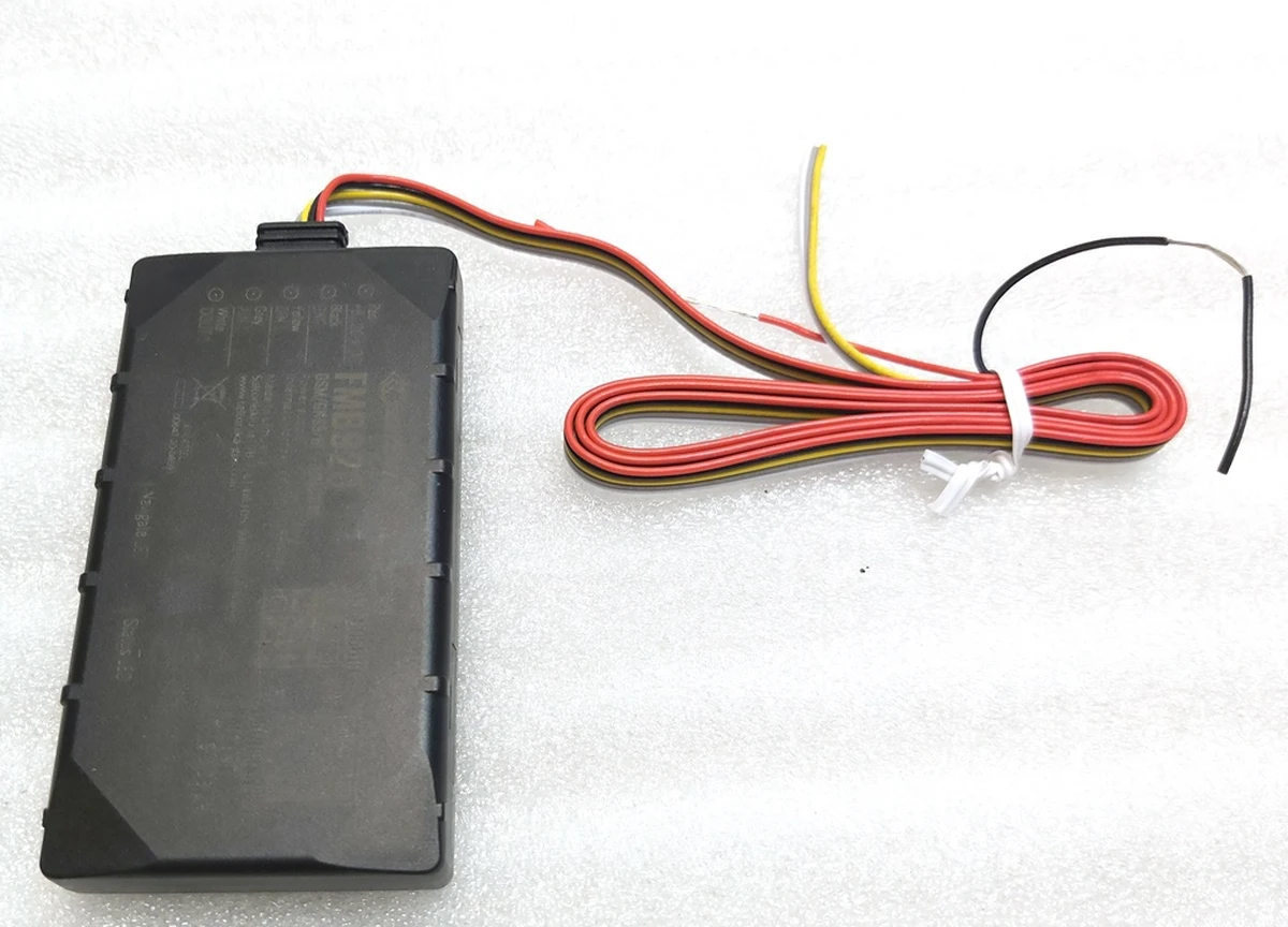 1 GPS трекер Tesla model S, model S REST, model 3 1004794-00-B 1079734-00-C