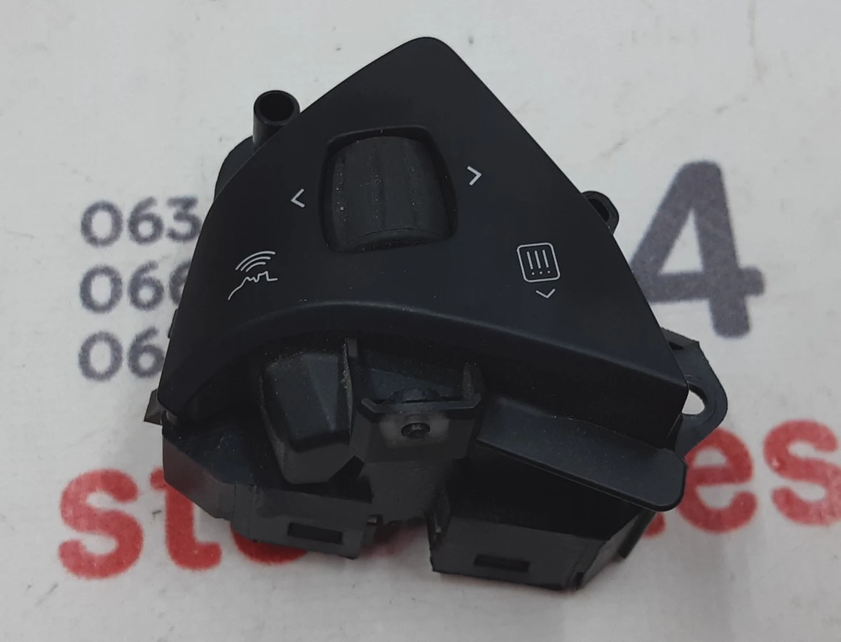 1 Switch button (on steering wheel) right Tesla model S REST 1013242-00-H