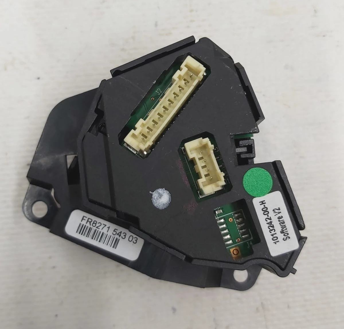 1 Кнопка переключения (на руле) правая Tesla model S REST 1013242-00-H
