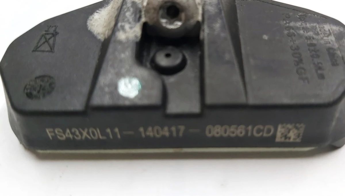 1 Датчик тиску в шинах TPMS,433 MHz Китай Tesla model S FS43X0L
