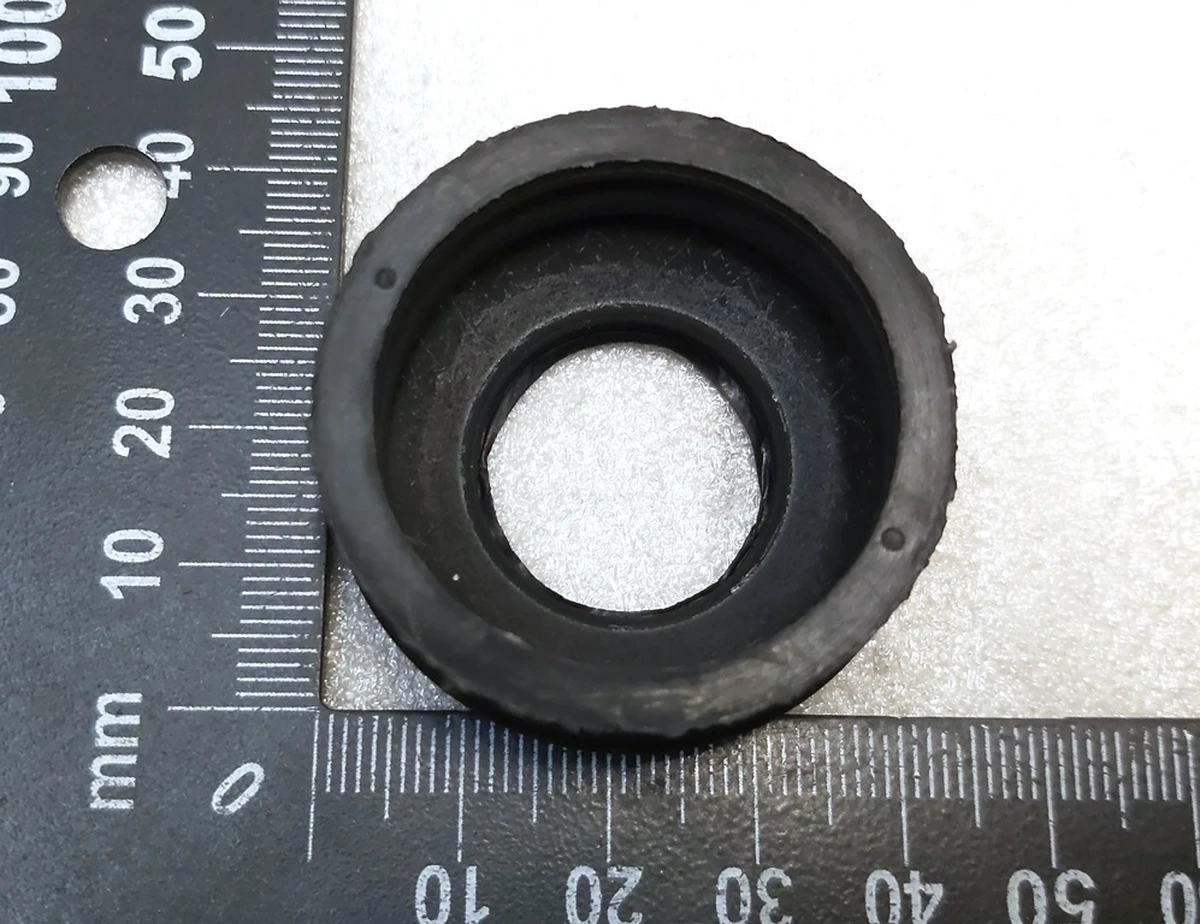 Пильовик сайленблока плаваючого кулака заднього (цапфи) Tesla model 3, model Y 1188412-00-A 1188411-00 1188416-00