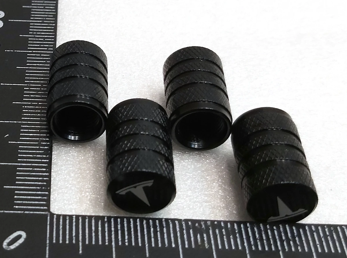 4 Комплект ковпачків (4 штуки) датчика TPMS GDF22 STYLE2 BLACK Tesla all models 1034602 1074812 1490750