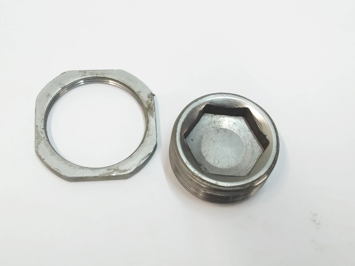 1 Steering rack clamp nut 1044831-00-H Tesla model 3, model Y 1044832-00-A