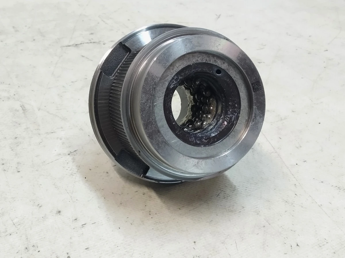 1 Кулькова гайка зі шківом рульової рейки 1044831-00-H Tesla Model 3, Model Y 1044832-00-A