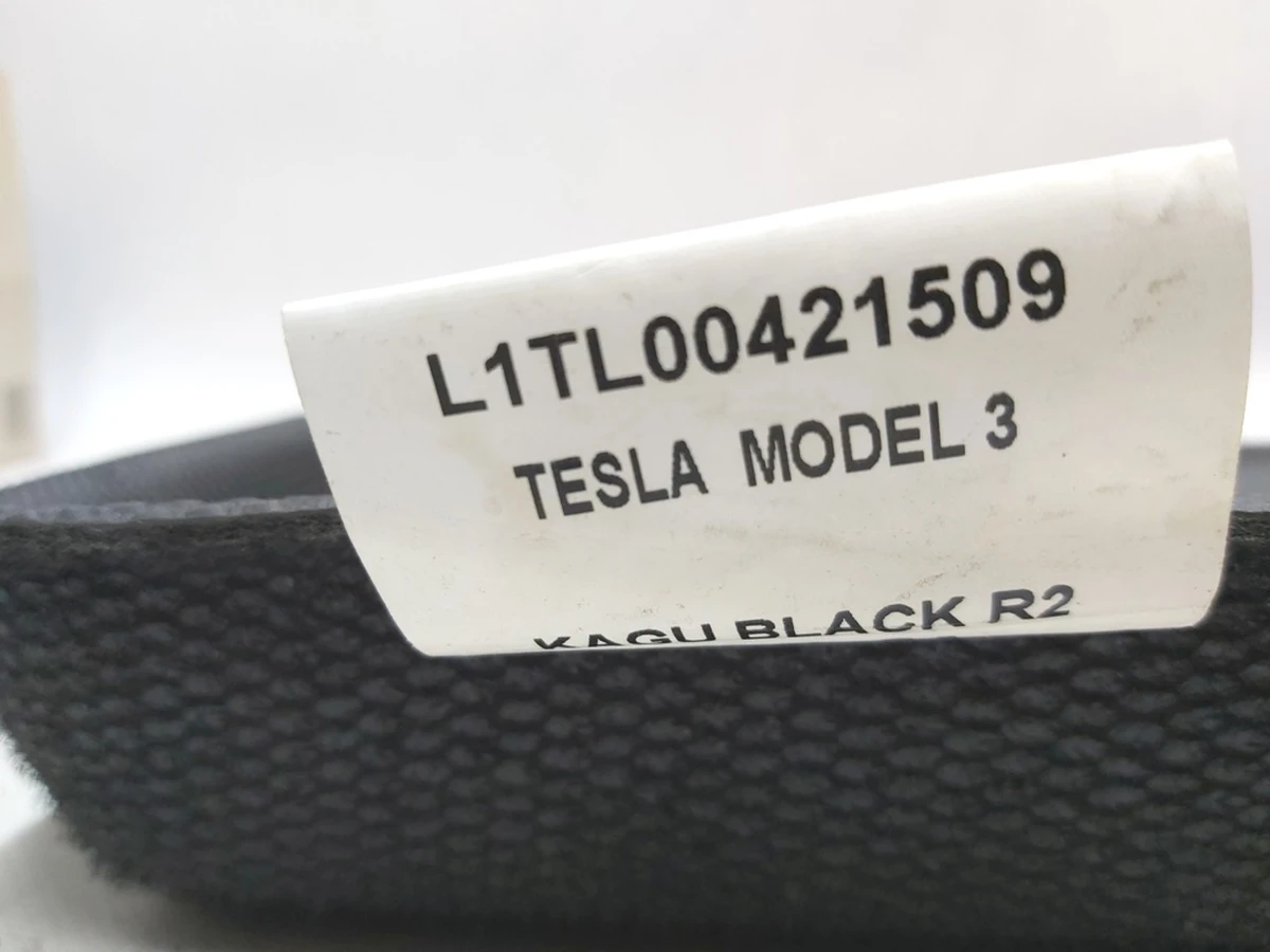 2 Ковровое покрытие салона заднее 3D MAXPIDER KAGU BLACK Tesla model 3 L1TL00421509