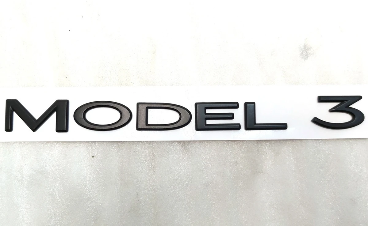 Емблема "MODEL 3" MATT BLACK кришки багажника Tesla model 3 M3-badge