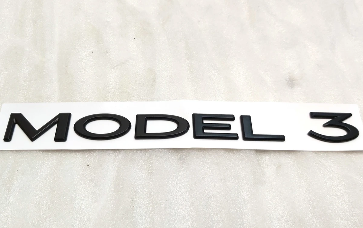 Емблема "MODEL 3" MATT BLACK кришки багажника Tesla model 3 M3-badge