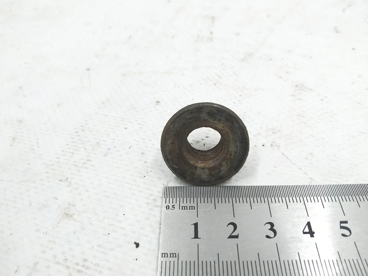 Гайка шестигранная с буртиком M12X1,5 Volkswagen E-GOLF N0150816