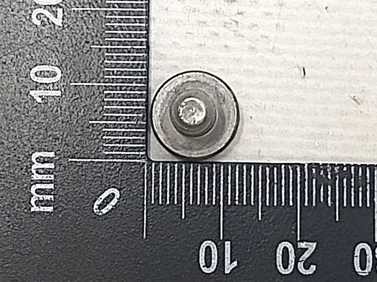 Гвинт з внутрішнім TORX M6X10 Volkswagen E-GOLF N10170303