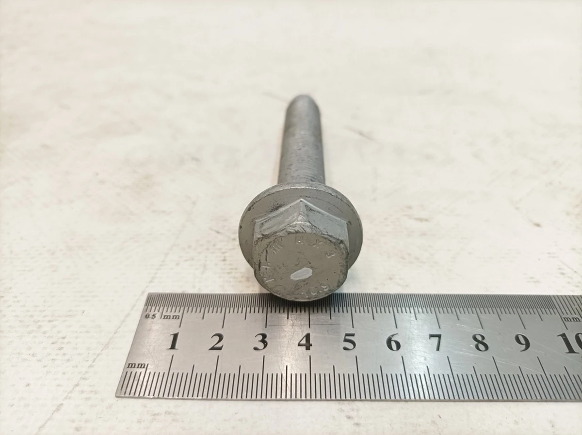 Self-locking hexagonal shoulder screw M14X1.5X90 Porsche Taycan N10500802