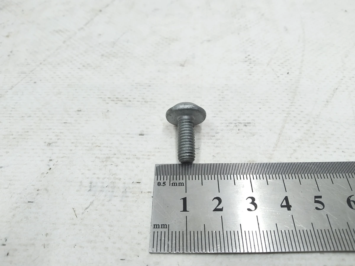 Гвинт з циліндричною головкою, що округляє, Torx М6Х16 Audi E-tron N10632003