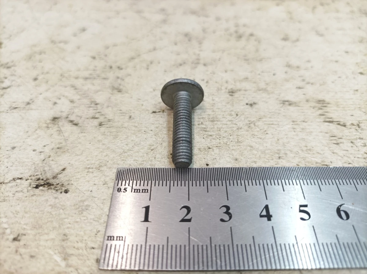 Pan head socket TORX screw M6X25 Porsche Taycan N10632102