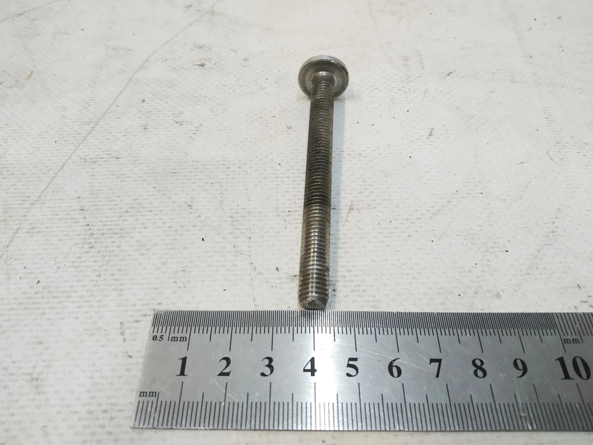 Hex socket head screw M8X85 Audi Q7 N10765501