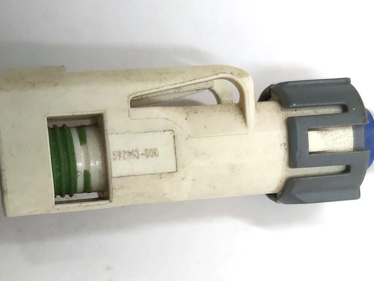 Connector for camera 592M3-000 Tesla model 3 1067954-00-E