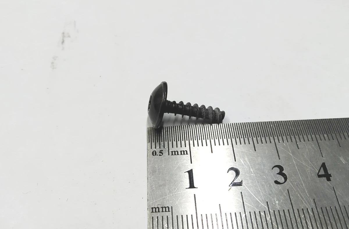 Self-tapping screw with hexagon socket TORX 4x16 Audi E-tron N90732103