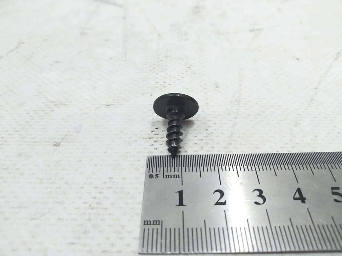 Винт самонарезной с внутренней TORX 5X16 Audi E-tron N90974701