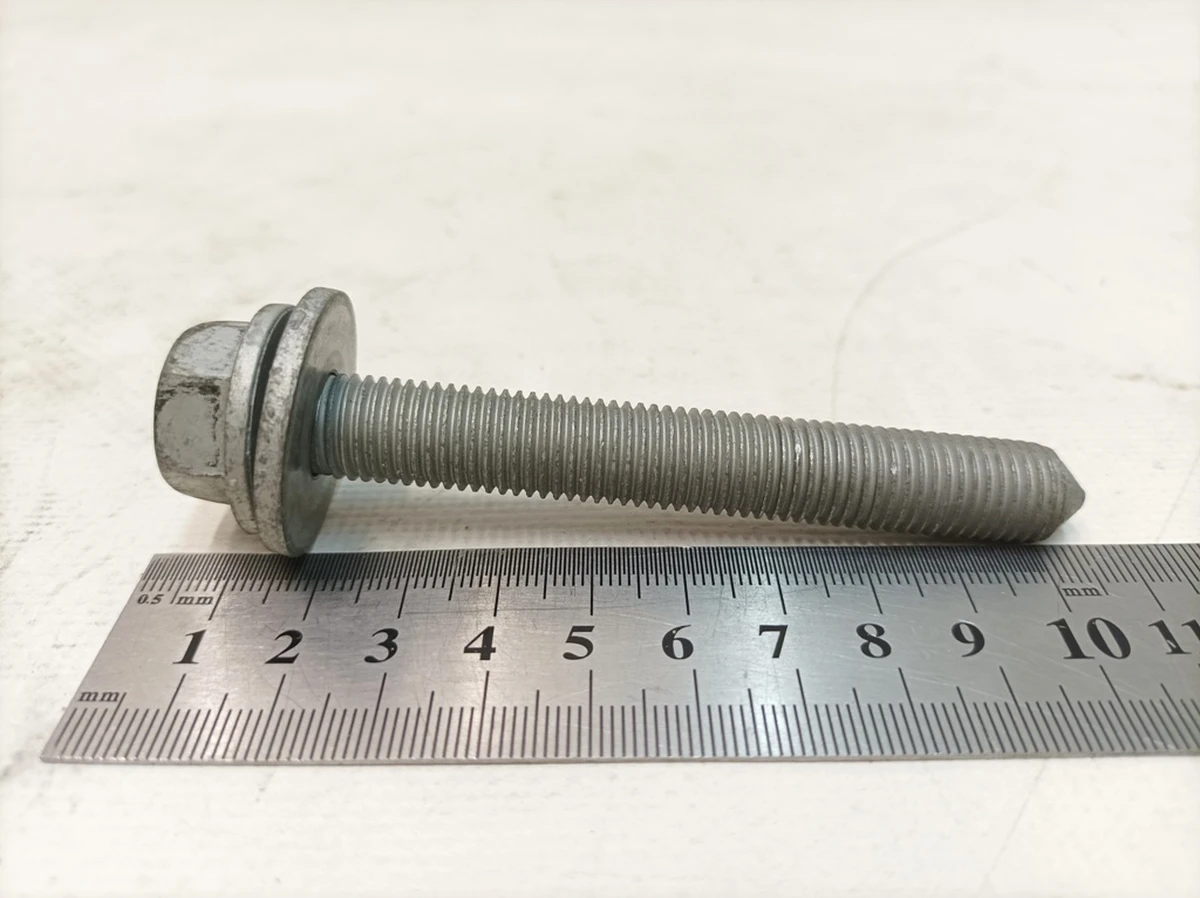 Винт с шестигранной головкой буртиком и внутренним шестигранником (Duo) M12X1.5X90 Porsche Taycan N91244301