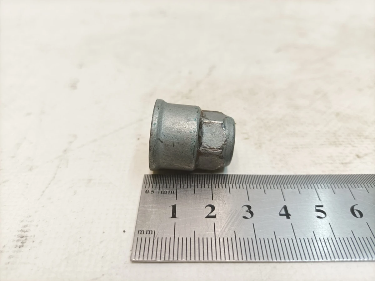 Гайка с шейкой шестигранная M10 Porsche Taycan PAF007957