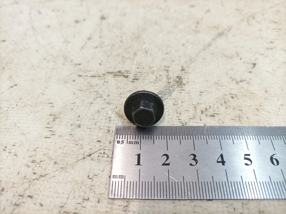 Hex Bolt M6X12 Porsche Taycan PAF008485