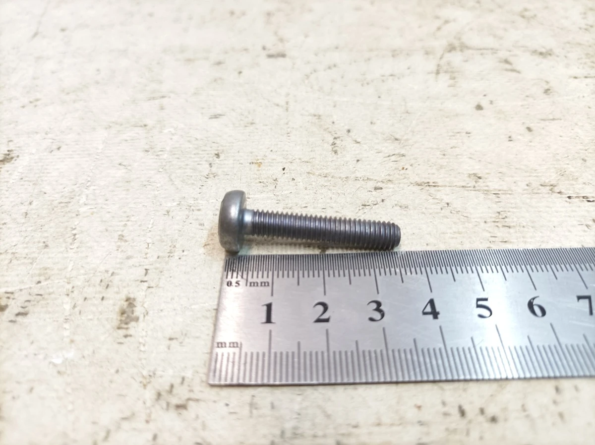 Pan head screw M6X32 Porsche Taycan PAF91199401