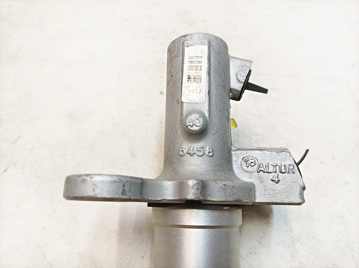 Dual brake master cylinder TRW Audi Q5 8K0611021B