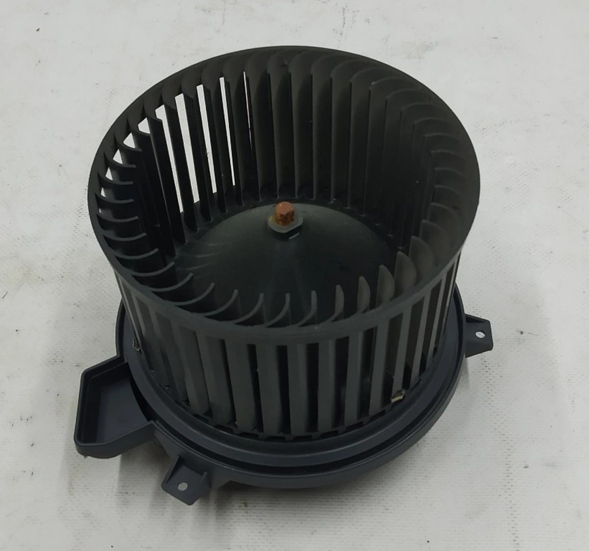 6 Вентилятор кліматичної установки (пічки) салону Tesla model 3 1099999-00-H