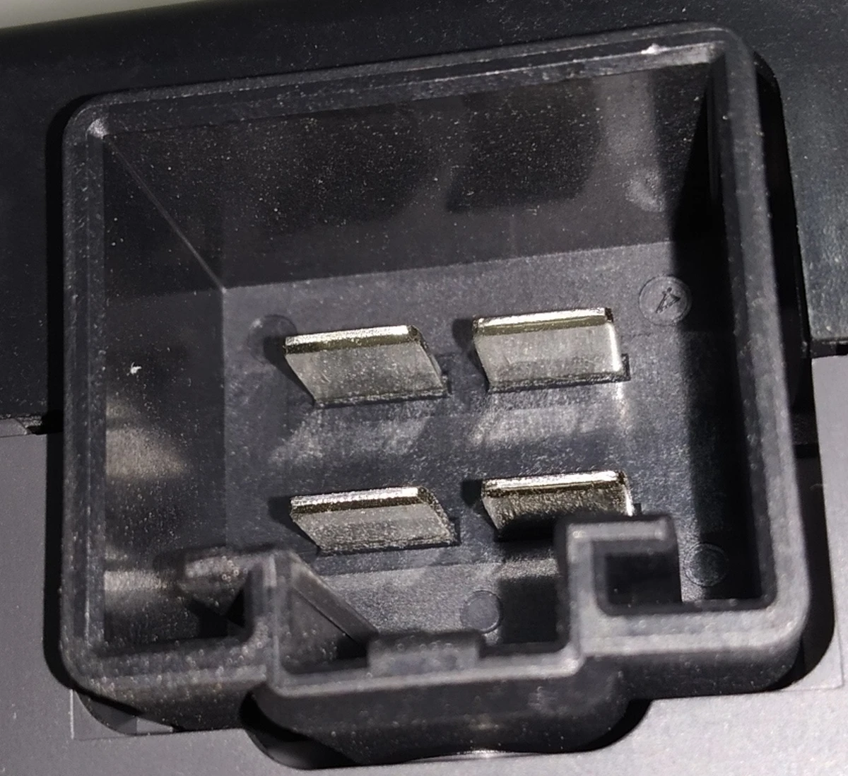 6 Вентилятор кліматичної установки (пічки) салону Tesla model 3 1099999-00-H